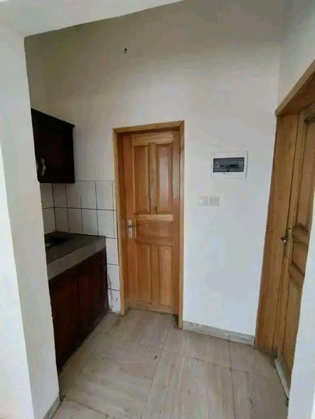 Studio VIP neuf à Nkoabang, Yaoundé - 55 000 FCFA