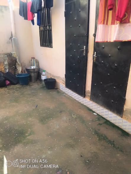 Chambre à louer à Biyem-Assi, Yaoundé