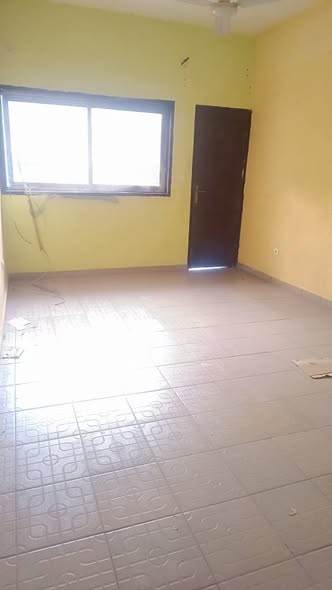 Grand studio moderne à Ndogpassi, Petit Bonanjo