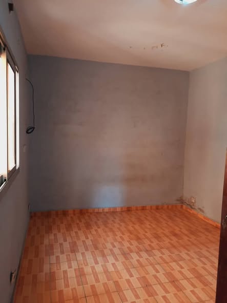 Chambre moderne à louer à Essos