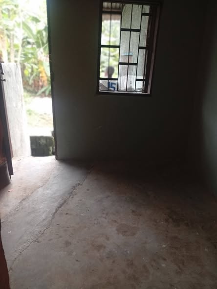 Chambre semi-meublée à Nyalla Rail