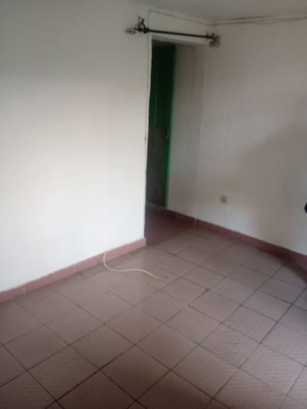 Studio moderne à louer à Ndogbong