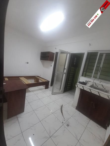 Chambre moderne à louer - Ndogbong