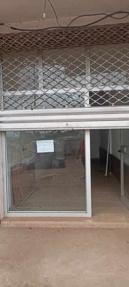 Boutique à louer - Fouda - Yaoundé