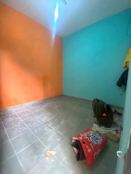Chambre simple avec douche - Ange Raphaël