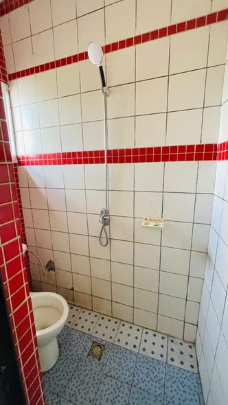 Grande chambre à louer – Kotto Bangue, Douala