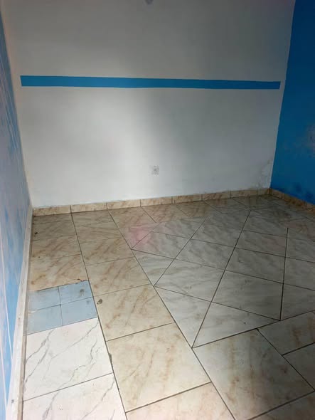 Studio moderne à louer à Logbaba, Douala
