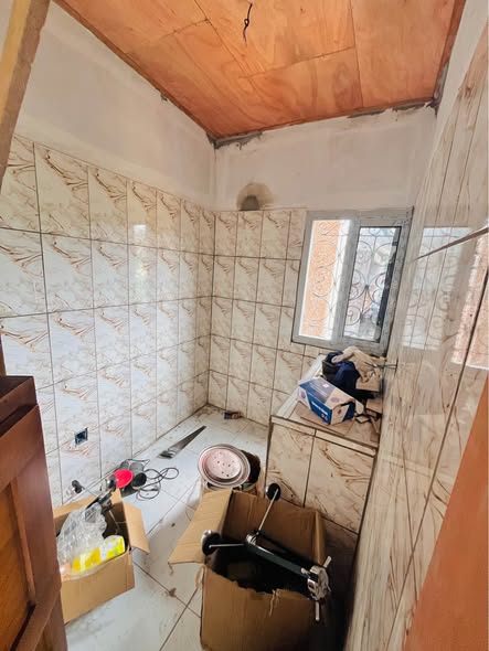 Studio moderne à Biyem-Assi Jouvence